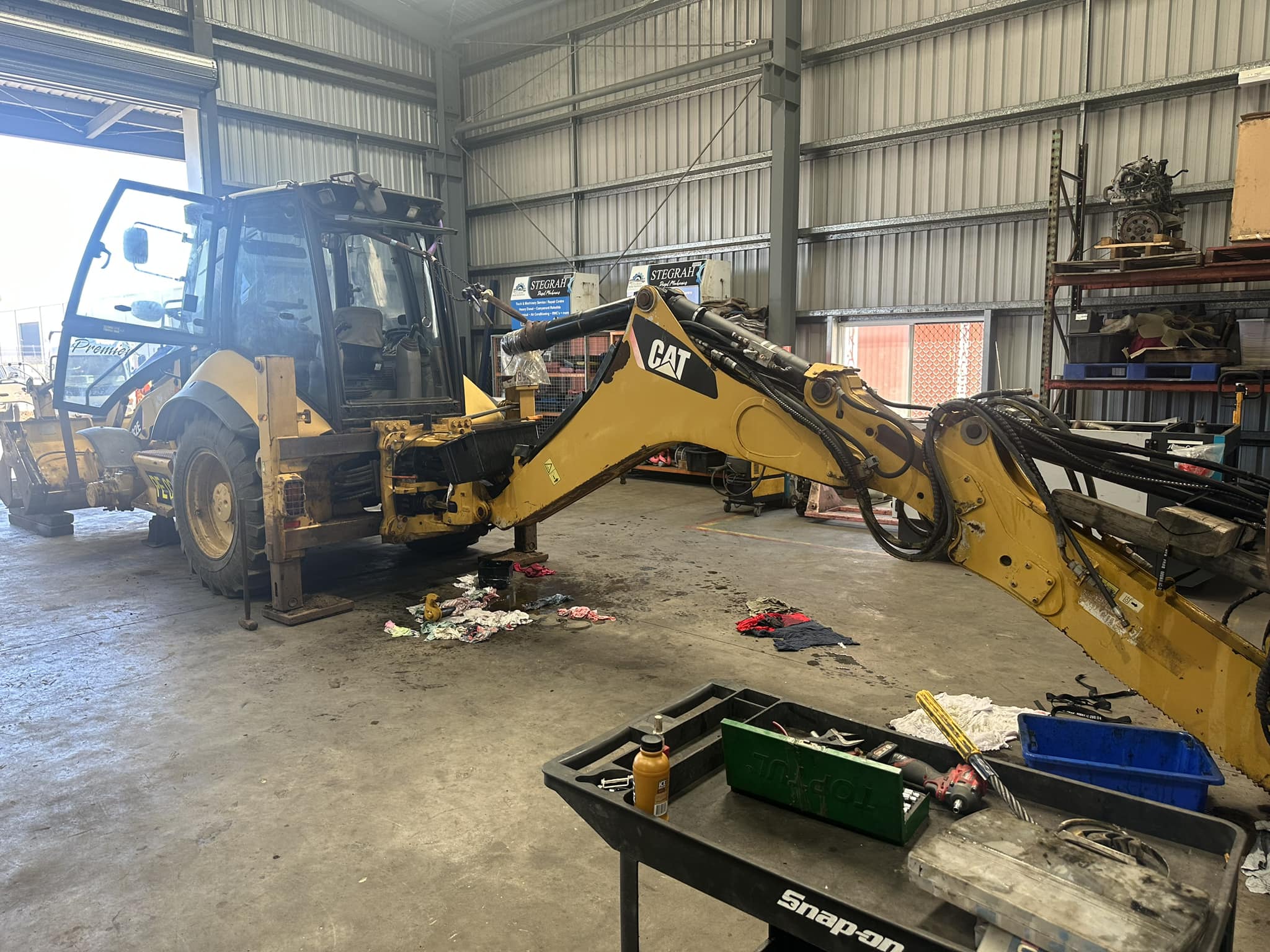 excavator maintenance